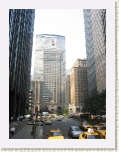 Helmsley Building (foreground) - MetLife Building (back) * 1944 x 2592 * (1.29MB)